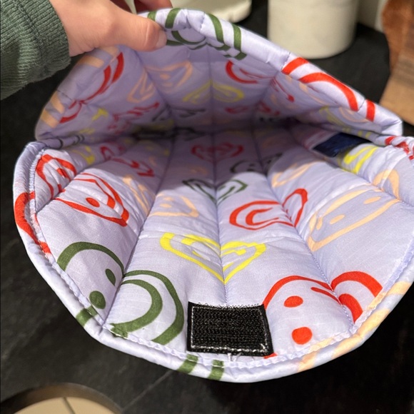 Baggu Puffy Laptop Sleeve 16" Lavender Happy - Picture 5 of 6